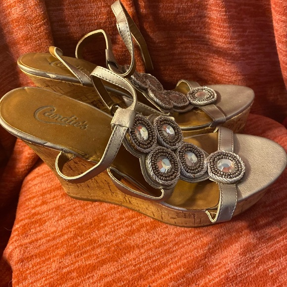 Vintage ladies Candies wedges size 10 - Picture 12 of 12